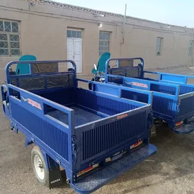 Hongqi GuoYa 2025