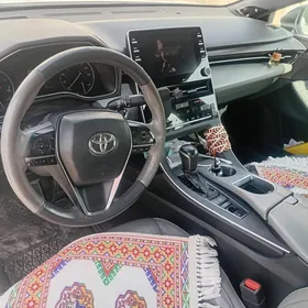 Toyota Avalon 2019