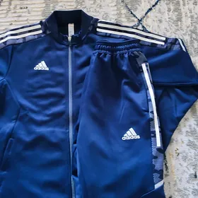 Adidas  spartifka