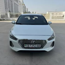 Hyundai Elantra GT 2019