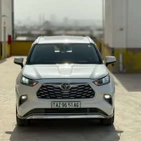 Toyota Highlander 2020