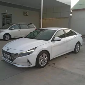 Hyundai Elantra 2021