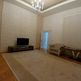 Элитка Подвойского Podwoyskiy