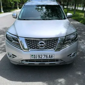 Nissan Pathfinder 2013
