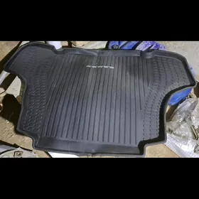 TOYOTA CAMRY 18-24 Коврик баг.