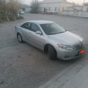 Toyota Camry 2011