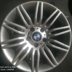 BMW diska r17