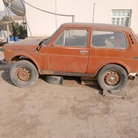 Lada Niva 1988