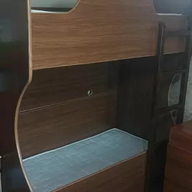 детская кровать 2х этажная