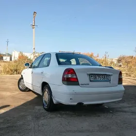 Daewoo Nubira 2001