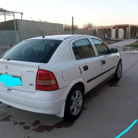 Opel Astra 2003