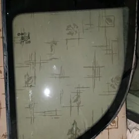 задние стекла