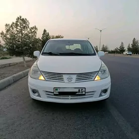 Nissan Versa 2010