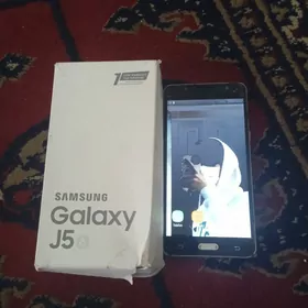 Samsung  J5 2016