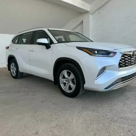 Toyota Highlander 2022