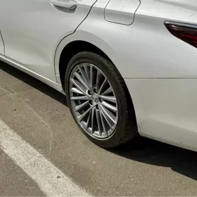 Lexsus es 2022 diska teker