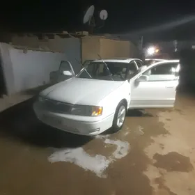 Toyota Avalon 1999
