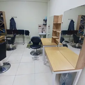 Salon