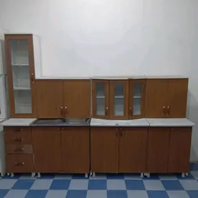 Кухонны мебел, стол,подставка