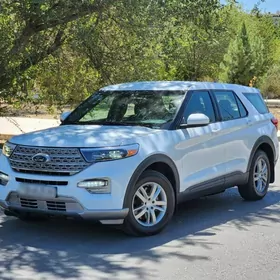 Ford Explorer 2021