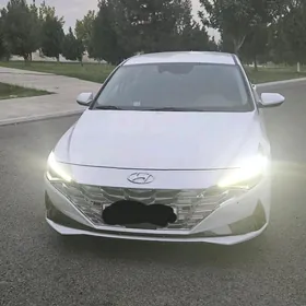 Hyundai Elantra 2021