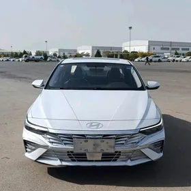 Hyundai Elantra 2025