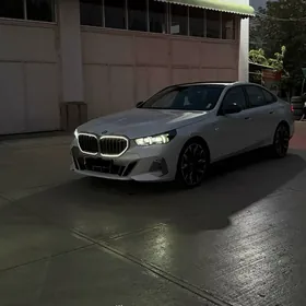 BMW 550 2024
