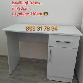 kompyuter stoly