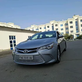 Toyota Camry 2015