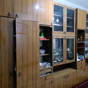 Gadymy stenny garnetur