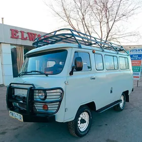UAZ 2206 2000