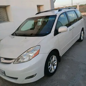 Toyota Sienna 2007