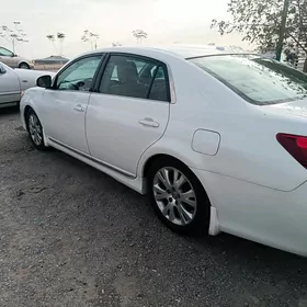 Toyota Avalon 2010