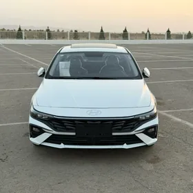 Hyundai Elantra 2025