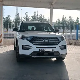 Ford Explorer 2022