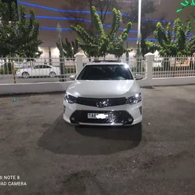 Toyota Camry 2017