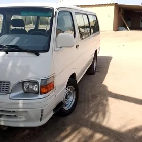 Toyota Hiace 2004