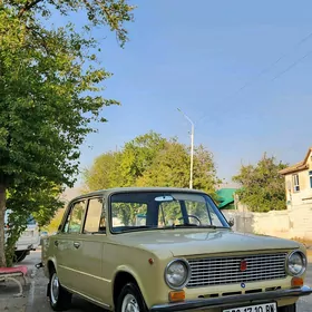 Lada 2104 1981
