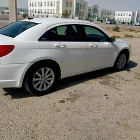 Chrysler 200 2013