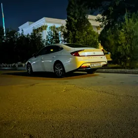 Hyundai Sonata 2021