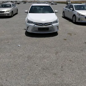 Toyota Camry 2017