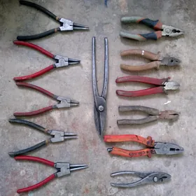 плоскогубцы