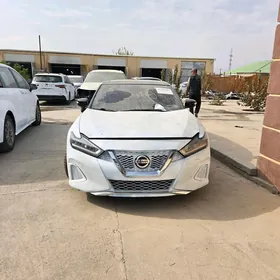 Nissan Maxima 2020