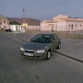 Mazda 2 1999