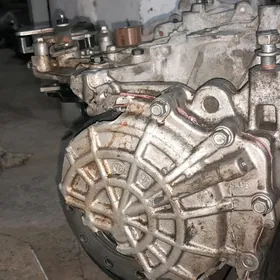 кия оптима. каропка