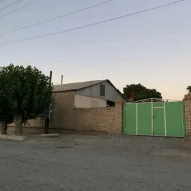 Satlyk Jay Kaka Şaheri Sentrda