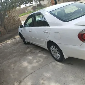 Toyota Camry 2005