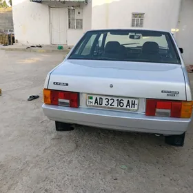 Lada 21099 2002