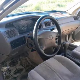 Toyota Camry 1997