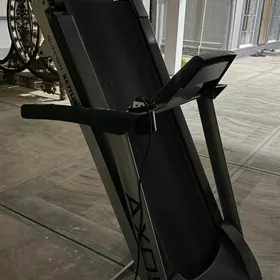 axos